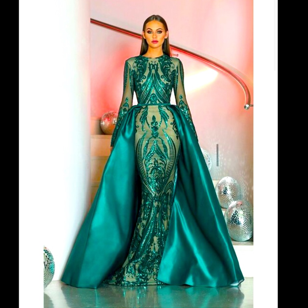 Portia & Scarlett emerald green dress with over skirt